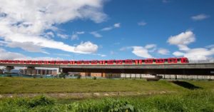 Bogotá pasó del tren a nivel hace más de 70 años  al tren elevado por primera vez en Bogotá en 2026